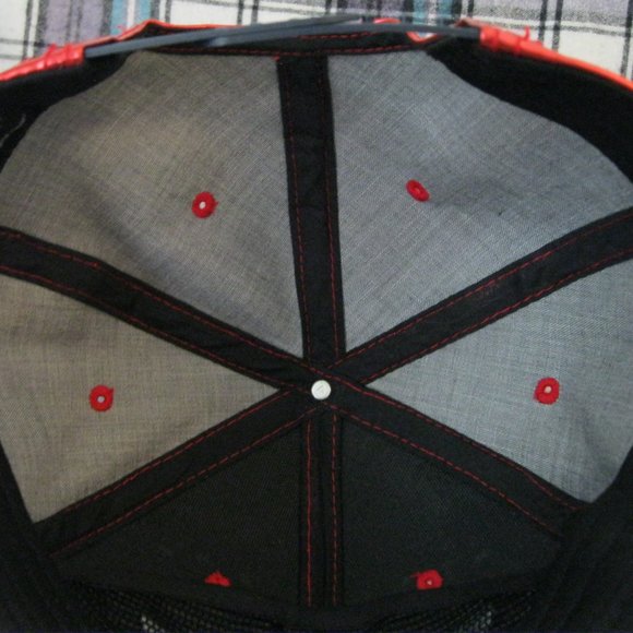 DC Comics shiny red, gold emblem Wonder Women cap. One size fits most. - Picture 9 of 10